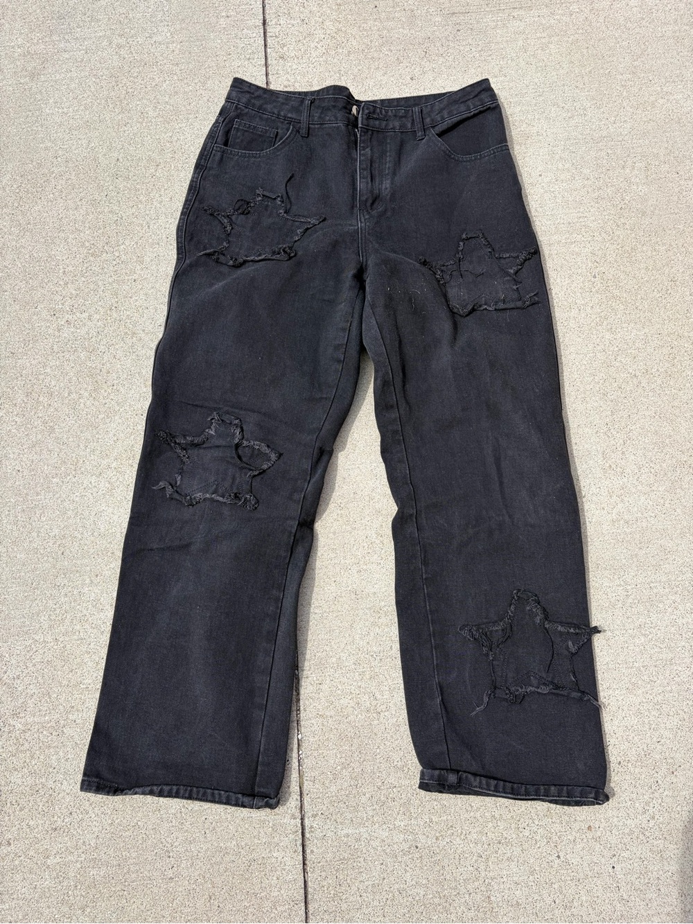 Black Distressed Star Jeans